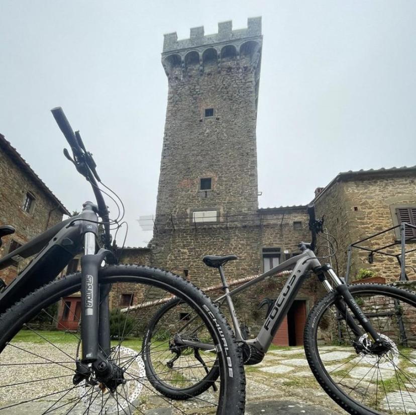 Castello Di Gargonza Hotel Monte San Savino Exterior foto